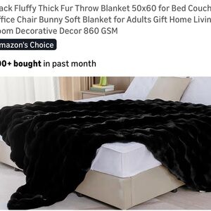 Plush Black Faux Fur Throw Blanket - Luxury Soft Bedding